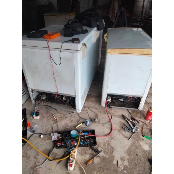 service freezer jogja
